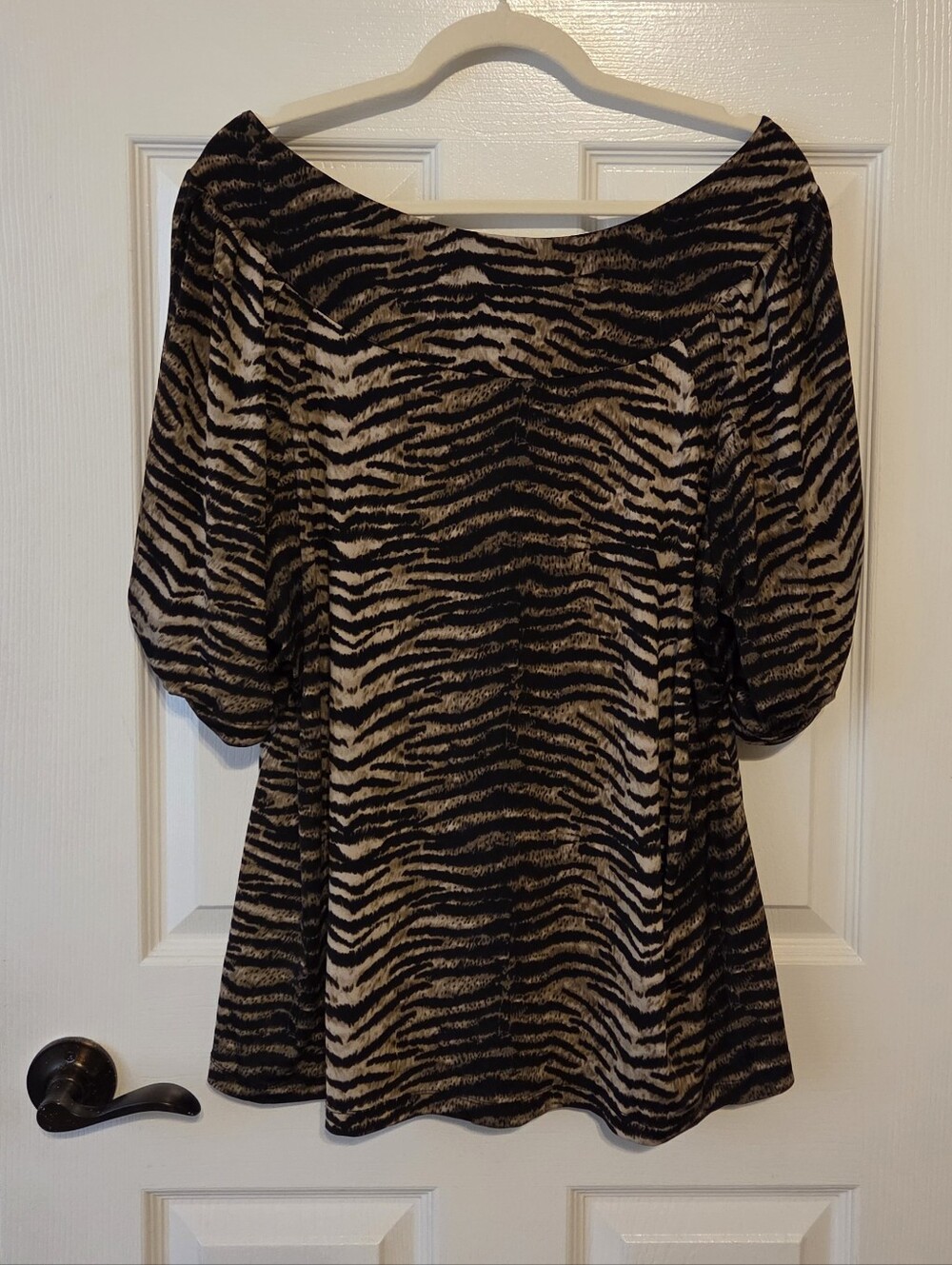 Worthington Tiger Print Blouse - Picture 2 of 6